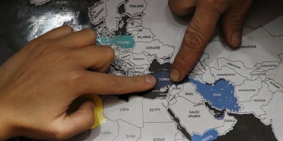 Para Olmadan Ülke Ülke Gezdiler