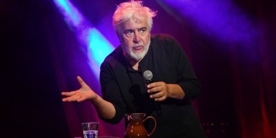 Uğur Yücel - Azınlıkta Kaldık 30.yıl Gösterileri