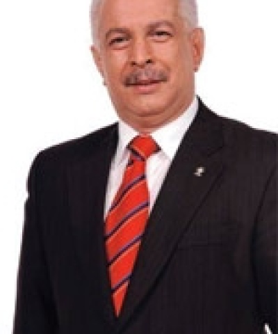 Şahin Özer