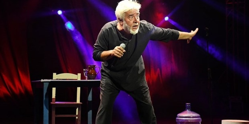 Uğur Yücel - Azınlıkta Kaldık